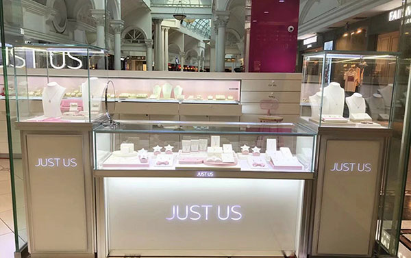 珠寶展示柜臺,優質珠寶首飾柜,鴻鈦珠寶展柜廠家 珠寶展示柜臺,優質珠寶首飾柜,鴻鈦珠寶展柜廠家