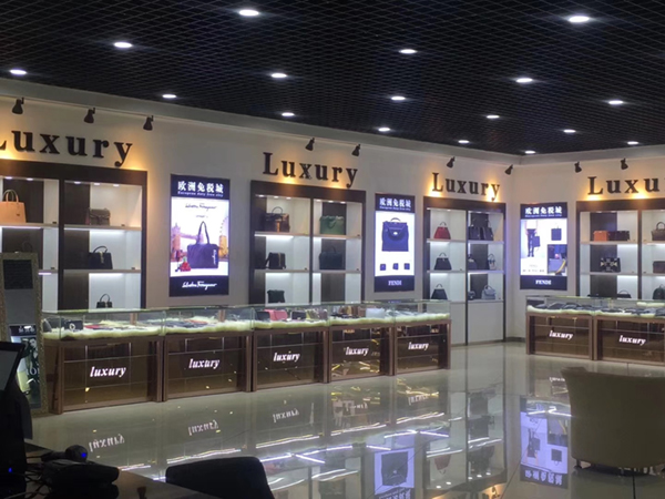 采購定制珠寶展柜,鴻鈦珠寶展柜廠家,玻璃珠寶展示柜 采購定制珠寶展柜,鴻鈦珠寶展柜廠家,玻璃珠寶展示柜