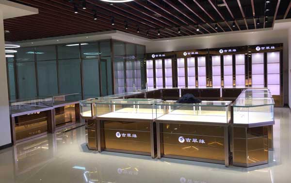 大型商場珠寶展柜設計需注意三個點 大型商場珠寶展柜設計需注意三個點