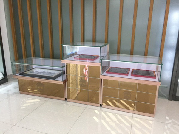 珠寶展柜制作,鴻鈦珠寶展柜廠家,珠寶展柜設(shè)計 珠寶展柜制作,鴻鈦珠寶展柜廠家,珠寶展柜設(shè)計